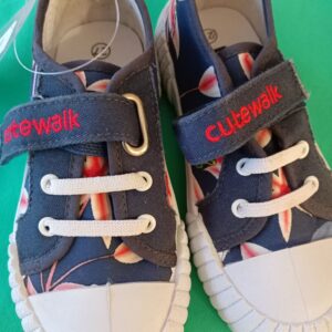 KMC Footwear8