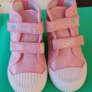 KMC Footwear12